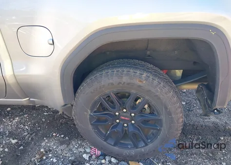 2025 GMC Sierra 1500 4Wd Short Box Elevation With 3Sb from USA, damaged, VIN 1GTUUCED4SZ179970